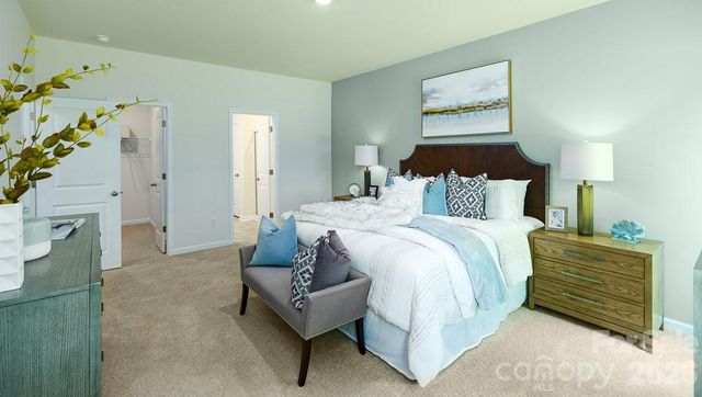 160 Piney Woods Road, Fletcher, NC 28732