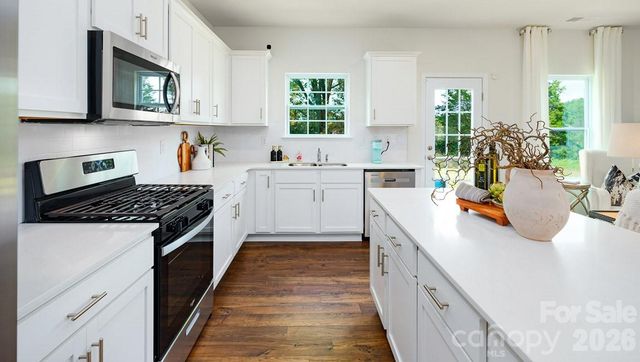 160 Piney Woods Road, Fletcher, NC 28732