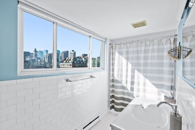 357 Commercial St 720, Boston, MA 02109