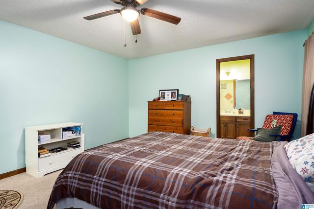 1454 FALLING ROCK CIRCLE, Alabaster, AL 35007