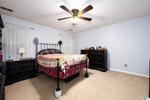 1454 FALLING ROCK CIRCLE, Alabaster, AL 35007