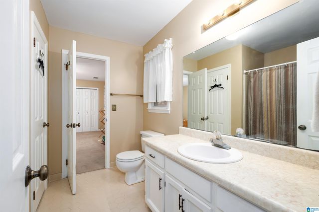 1454 FALLING ROCK CIRCLE, Alabaster, AL 35007