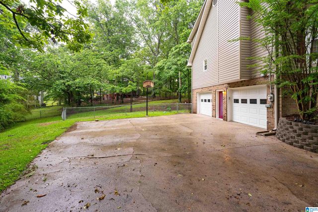 1454 FALLING ROCK CIRCLE, Alabaster, AL 35007