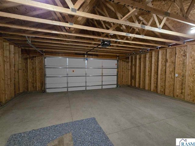 2118 Nelson Street, St. Peter, MN 56082