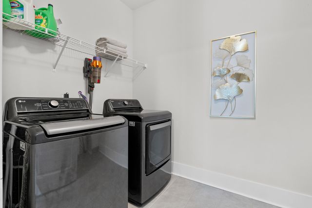 223 Summer Tanager Drive, Ravenel, SC 29470