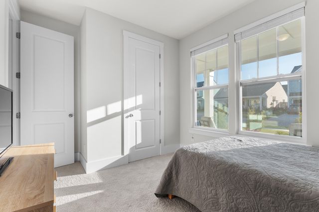 223 Summer Tanager Drive, Ravenel, SC 29470