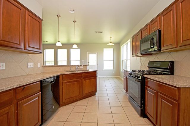 6800 Cromarty LN, Austin, TX 78754