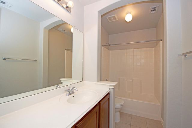 6800 Cromarty LN, Austin, TX 78754