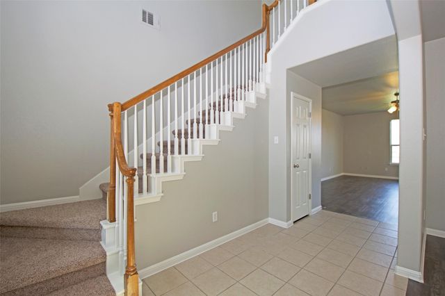 6800 Cromarty LN, Austin, TX 78754