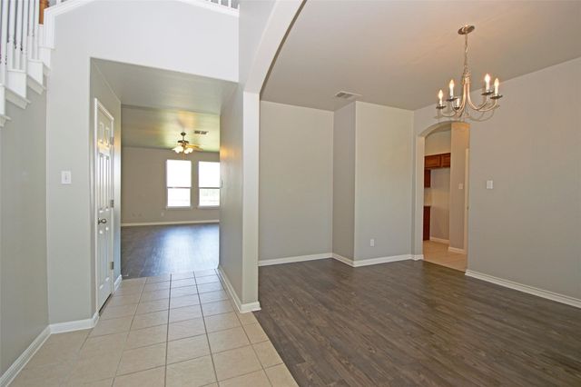 6800 Cromarty LN, Austin, TX 78754