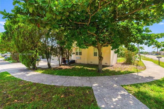 5800 Taylor Street 1, Hollywood, FL 33021