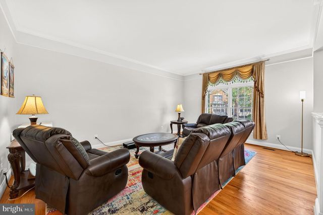 10 CHINABERRY CT, North Potomac, MD 20878
