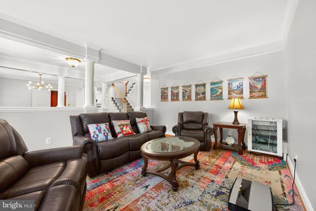 10 CHINABERRY CT, North Potomac, MD 20878