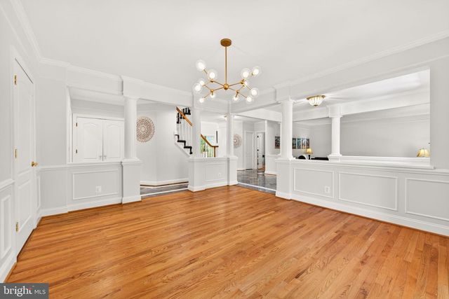 10 CHINABERRY CT, North Potomac, MD 20878