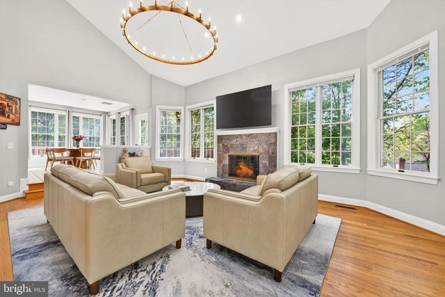 10 CHINABERRY CT, North Potomac, MD 20878
