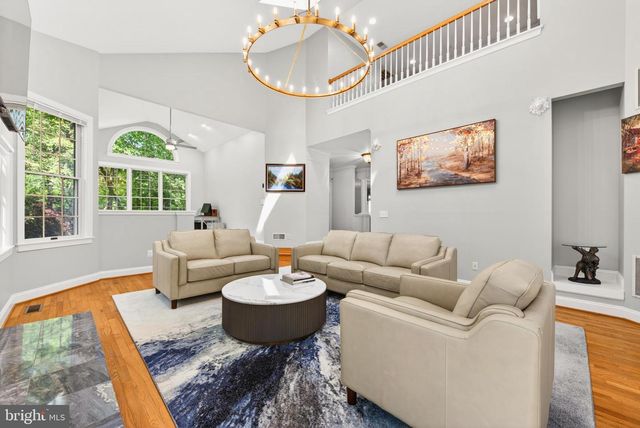 10 CHINABERRY CT, North Potomac, MD 20878