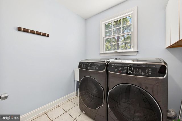 10 CHINABERRY CT, North Potomac, MD 20878