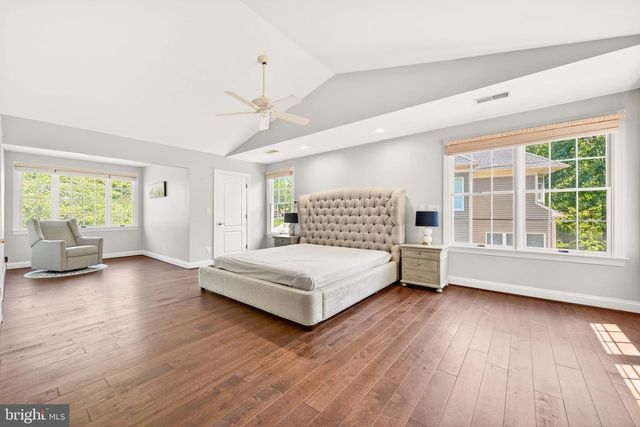 10 CHINABERRY CT, North Potomac, MD 20878