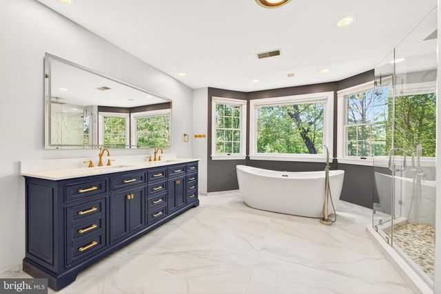 10 CHINABERRY CT, North Potomac, MD 20878