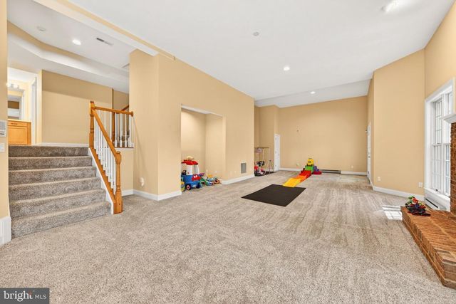 10 CHINABERRY CT, North Potomac, MD 20878