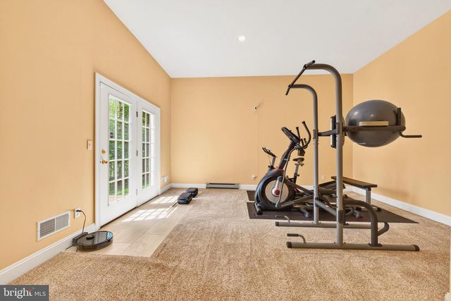 10 CHINABERRY CT, North Potomac, MD 20878