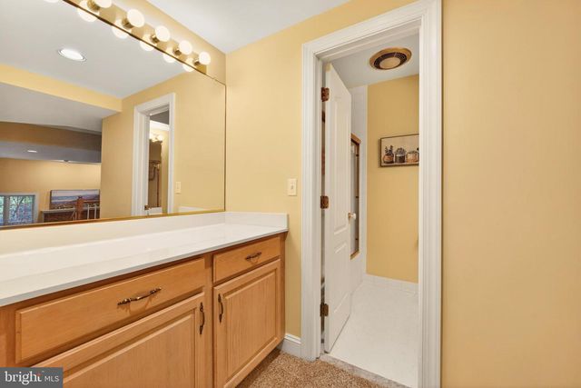 10 CHINABERRY CT, North Potomac, MD 20878