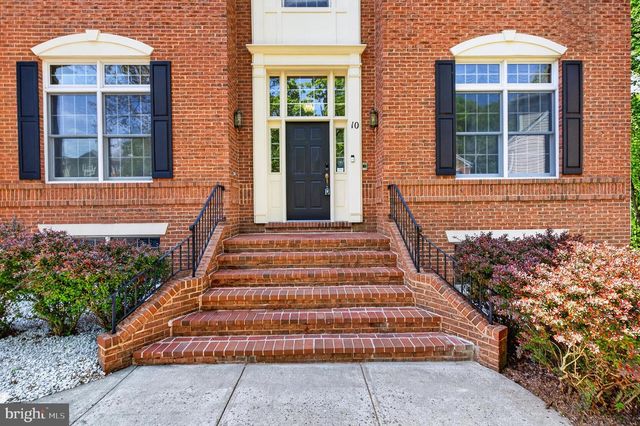 10 CHINABERRY CT, North Potomac, MD 20878