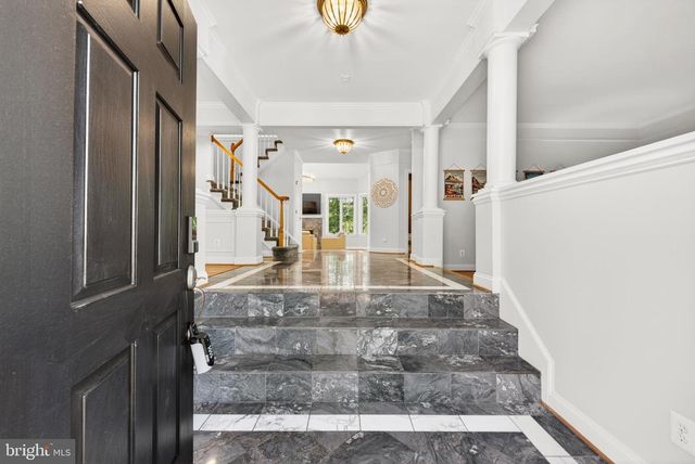 10 CHINABERRY CT, North Potomac, MD 20878