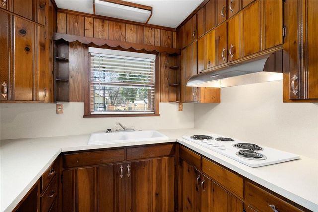 24735 Harrison St, Foresthill, CA 95631