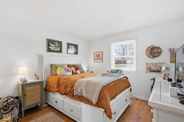 6310 S Overlook Drive, Daleville, IN 47334