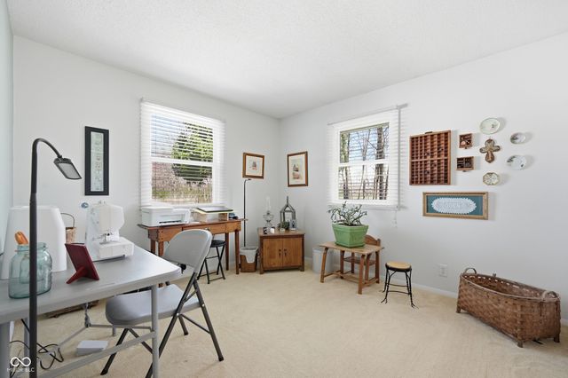 6310 S Overlook Drive, Daleville, IN 47334