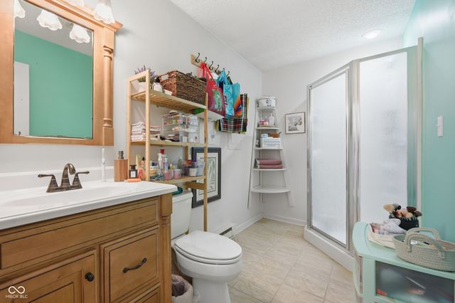 6310 S Overlook Drive, Daleville, IN 47334