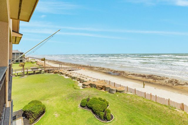 9 Blue Heron Drive, Jamaica Beach, TX 77554