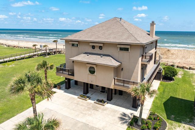 9 Blue Heron Drive, Jamaica Beach, TX 77554