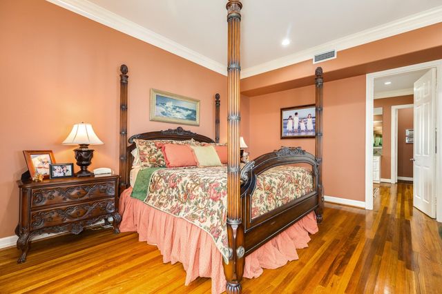 9 Blue Heron Drive, Jamaica Beach, TX 77554