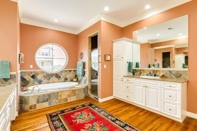 9 Blue Heron Drive, Jamaica Beach, TX 77554