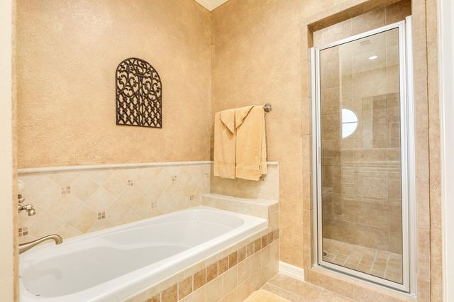 9 Blue Heron Drive, Jamaica Beach, TX 77554