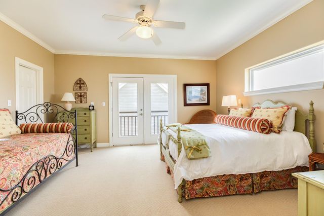 9 Blue Heron Drive, Jamaica Beach, TX 77554