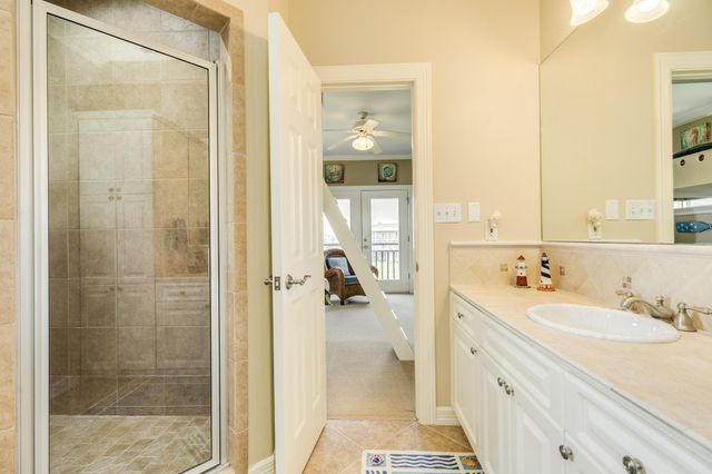 9 Blue Heron Drive, Jamaica Beach, TX 77554