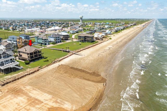 9 Blue Heron Drive, Jamaica Beach, TX 77554