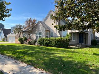 4570 Tulare Street, Fresno, CA 93702