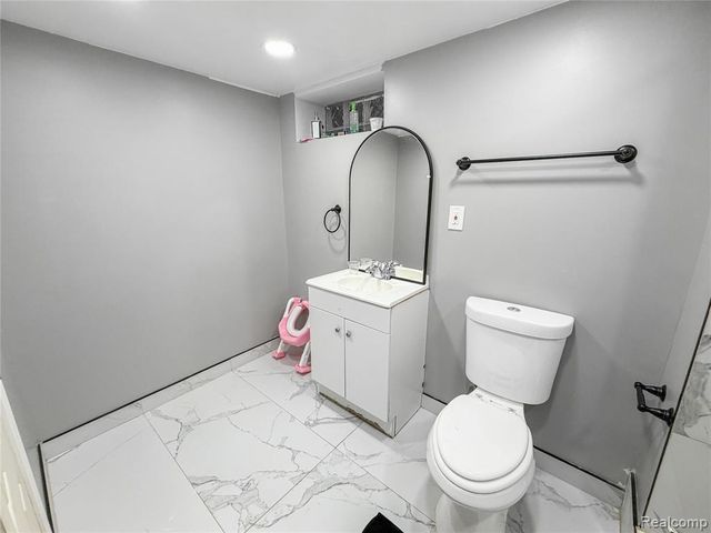 5411 Reuter Street, Dearborn, MI 48126