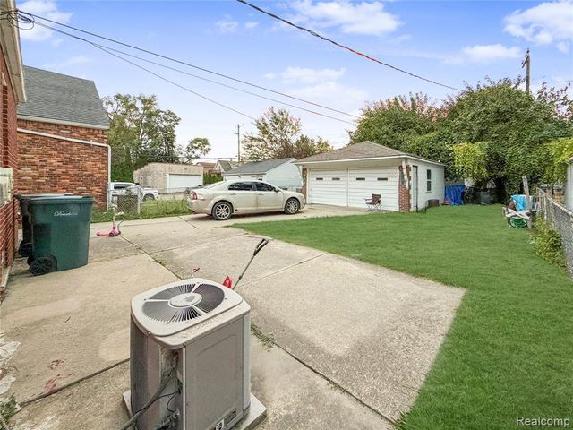 5411 Reuter Street, Dearborn, MI 48126