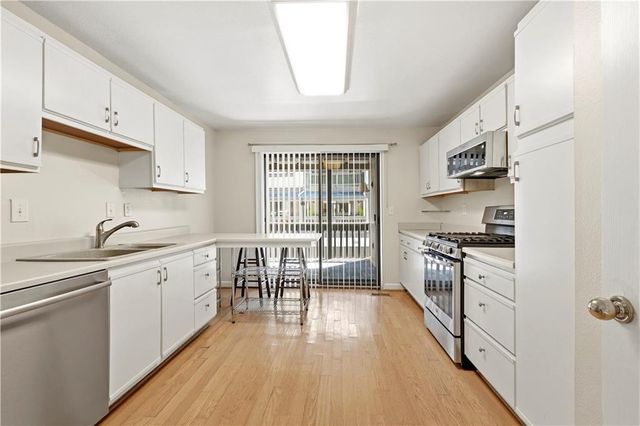 3027 Balearic Drive SE, Marietta, GA 30067