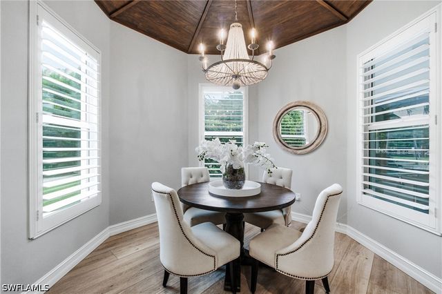 5737 Hidden Oaks LN, Naples, FL 34119