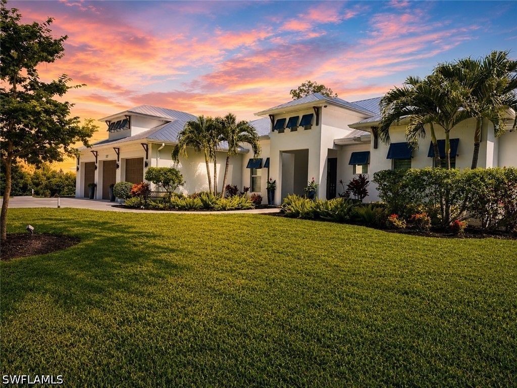 5737 Hidden Oaks LN, Naples, FL 34119