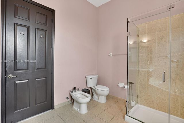 8216 SW 166th Pl, Miami, FL 33193