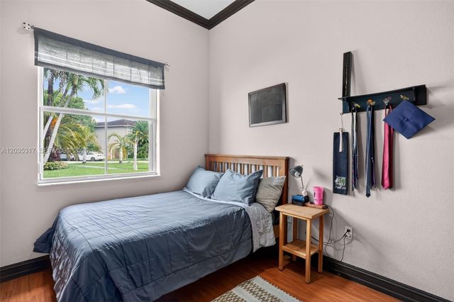 8216 SW 166th Pl, Miami, FL 33193