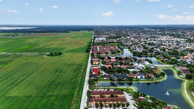 8216 SW 166th Pl, Miami, FL 33193