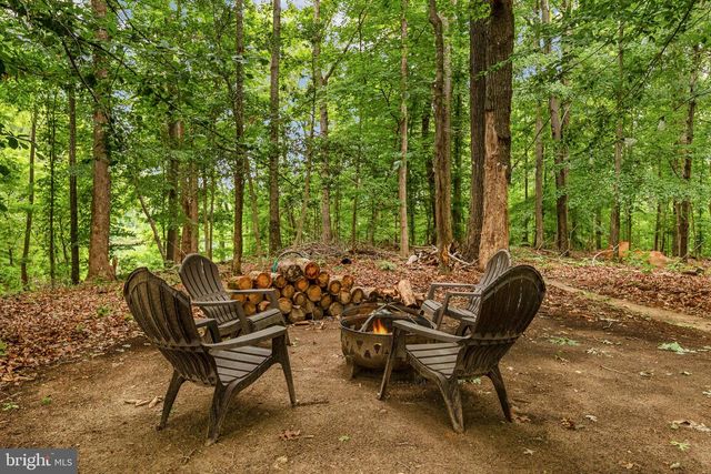 89 CHARTER GATE DR, Fredericksburg, VA 22406